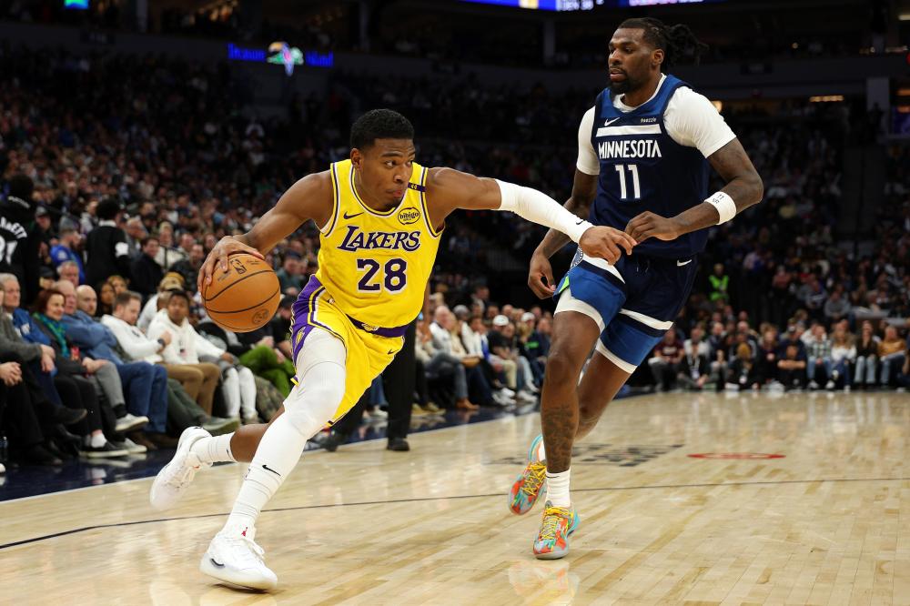 助攻队友轻 助攻队友轻