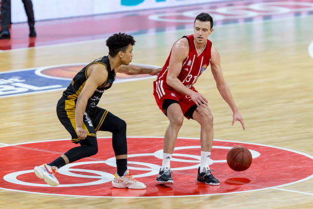 阵容策略 阵容策略